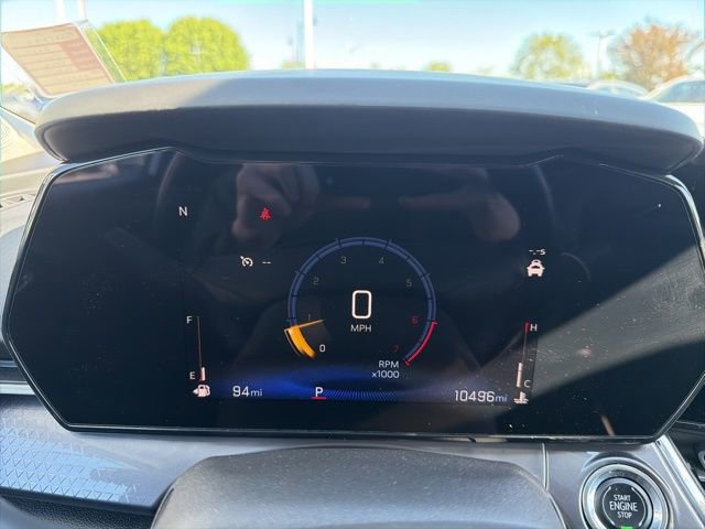 Used 2025 Chevrolet Trax ACTIV w/ Sunroof Package FWD image 34