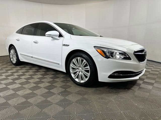 Used 2018 Buick LaCrosse Essence video 2
