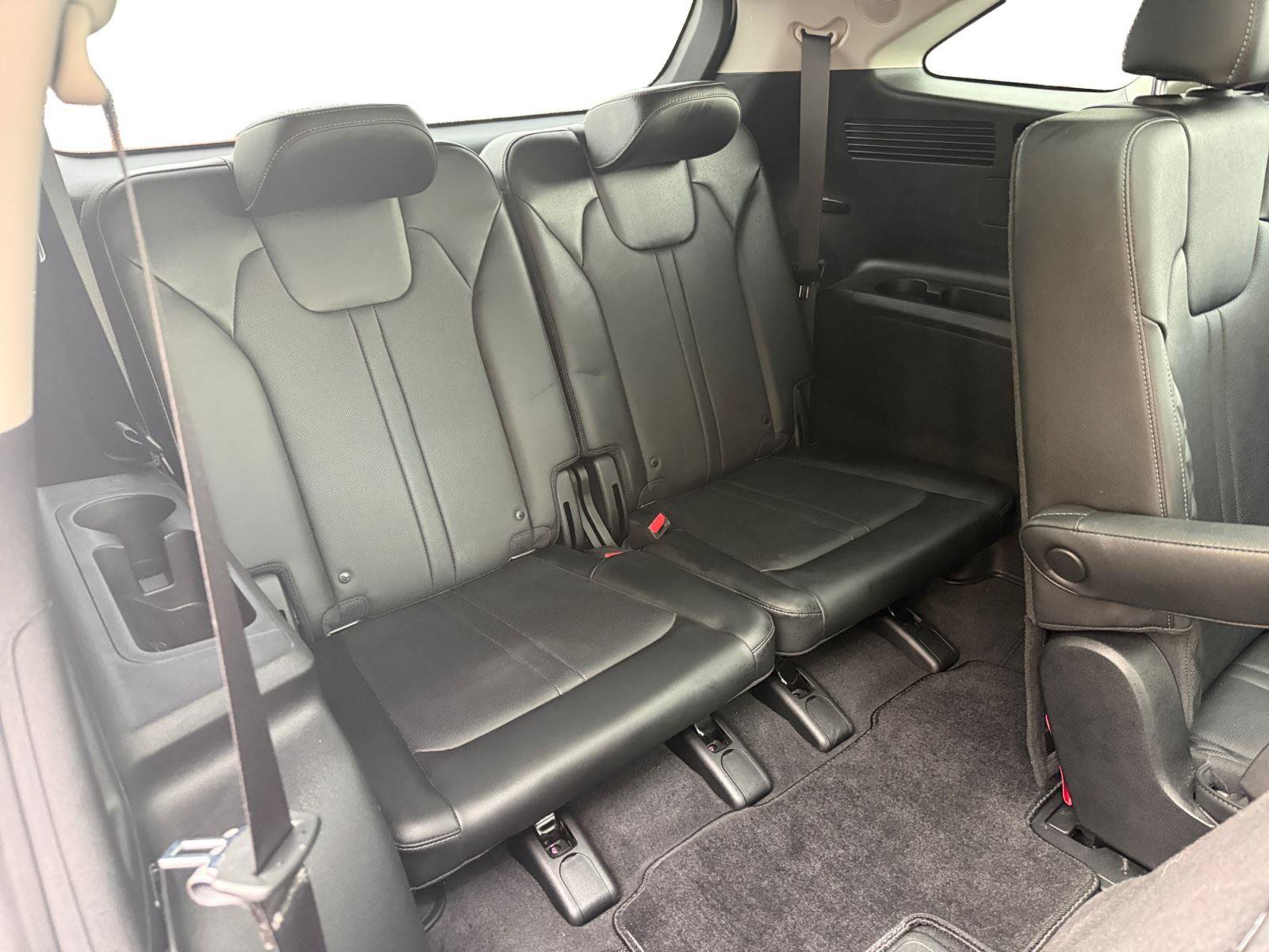 Used 2023 Kia Sorento AWD image 27