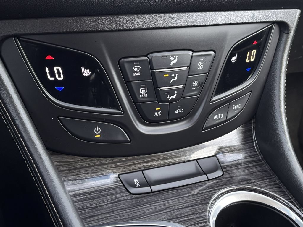 Used 2017 Buick Envision Essence w/ LPO, Hit The Road Package FWD image 16