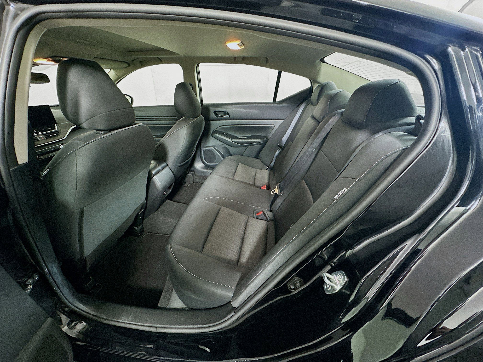 Used 2024 Nissan Altima 2.5 SV w/ SV Premium Package image 29