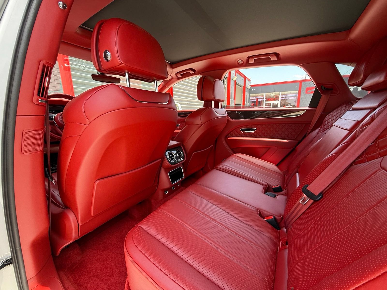 Used 2022 Bentley Bentayga Speed AWD/4WD image 48