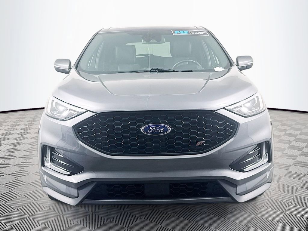 Used 2021 Ford Edge ST image 2