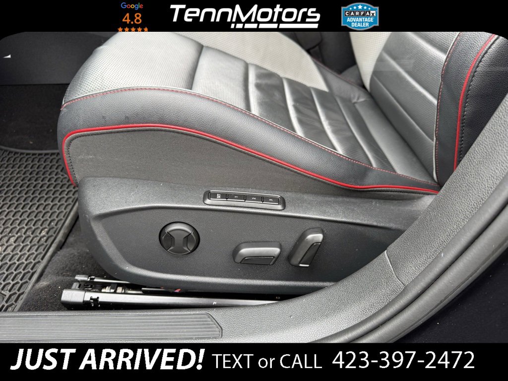 Used 2022 Volkswagen GTI SE w/ SE Leather Package image 12