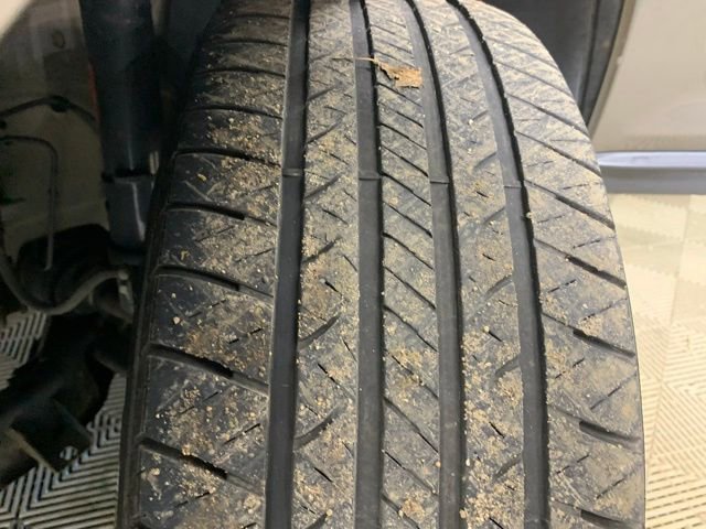 Used 2013 Ford Edge Limited image 30