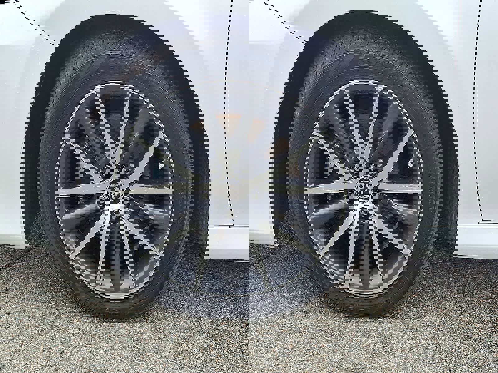 Certified 2024 Toyota Camry XLE w/ Navigation Package image 11