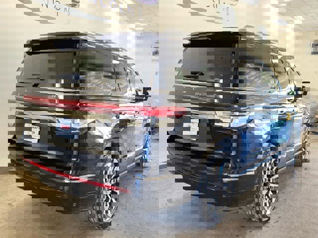 Certified 2024 Lincoln Navigator Reserve image 9