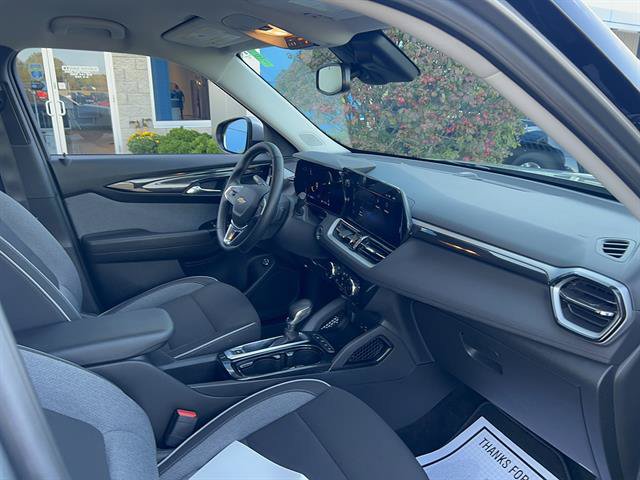 Used 2024 Chevrolet TrailBlazer LT w/ Convenience Package AWD/4WD image 15