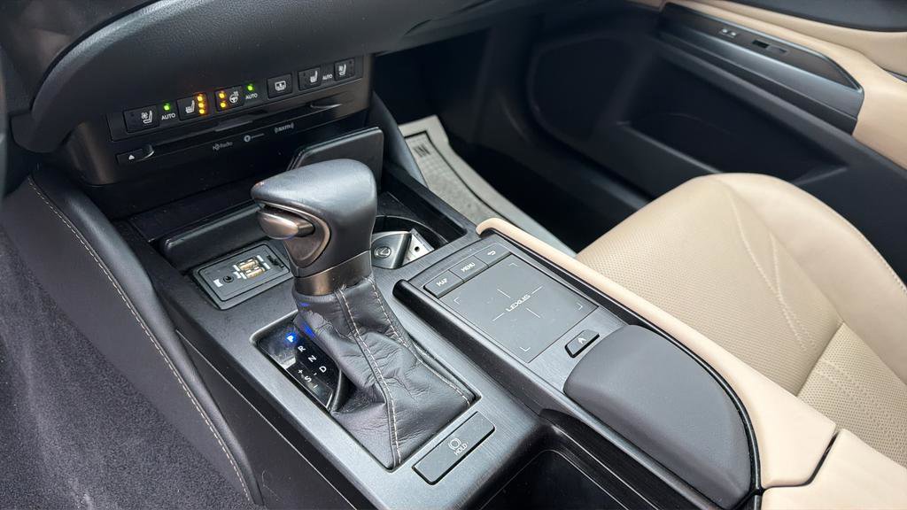 Certified 2020 Lexus ES 350 Luxury image 27