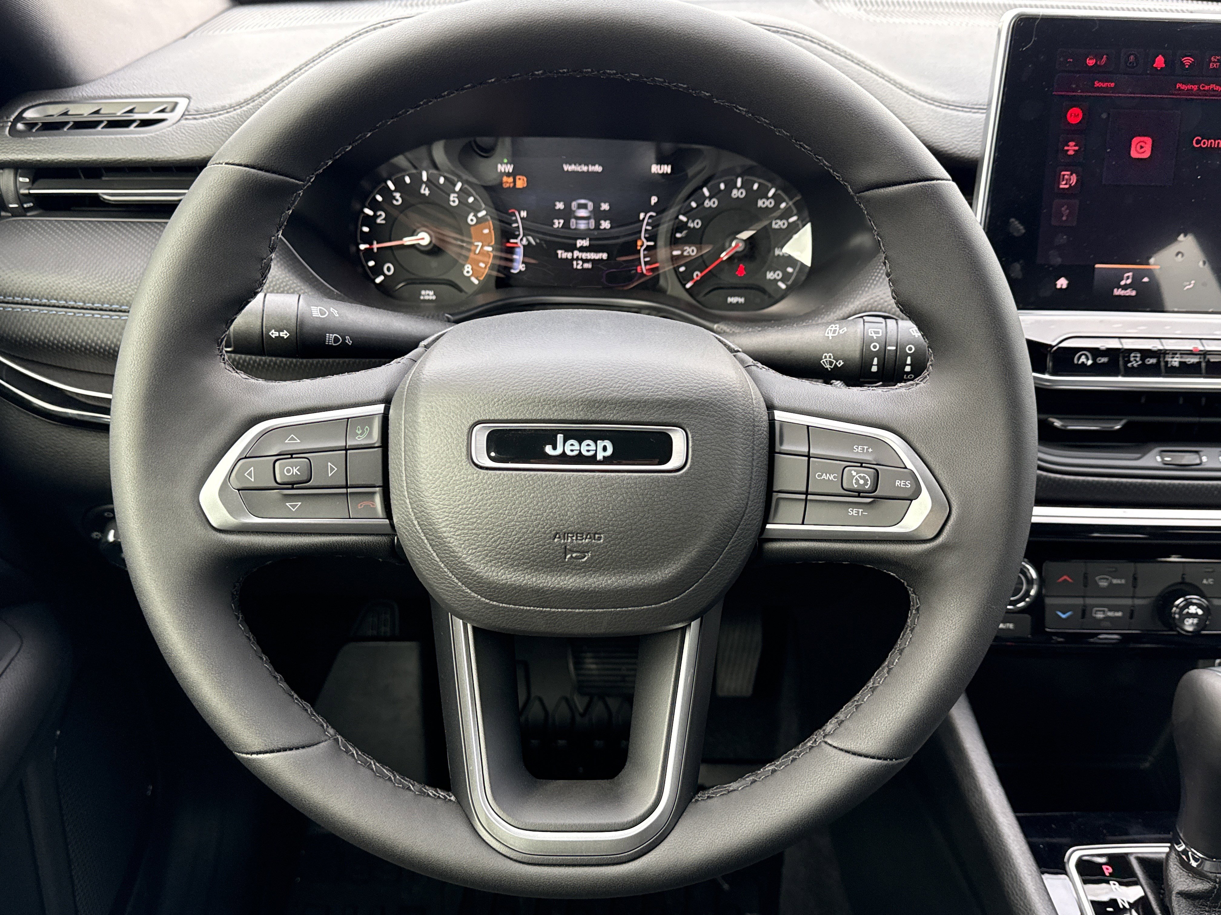 New 2026 Jeep Compass Latitude image 19