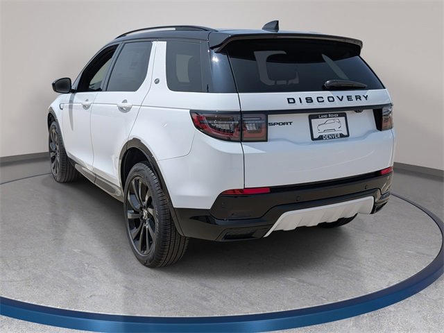 New 2025 Land Rover Discovery Sport Dynamic SE image 3