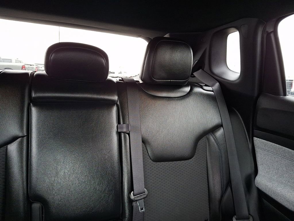 Used 2023 Jeep Compass Latitude w/ Convenience Group image 21