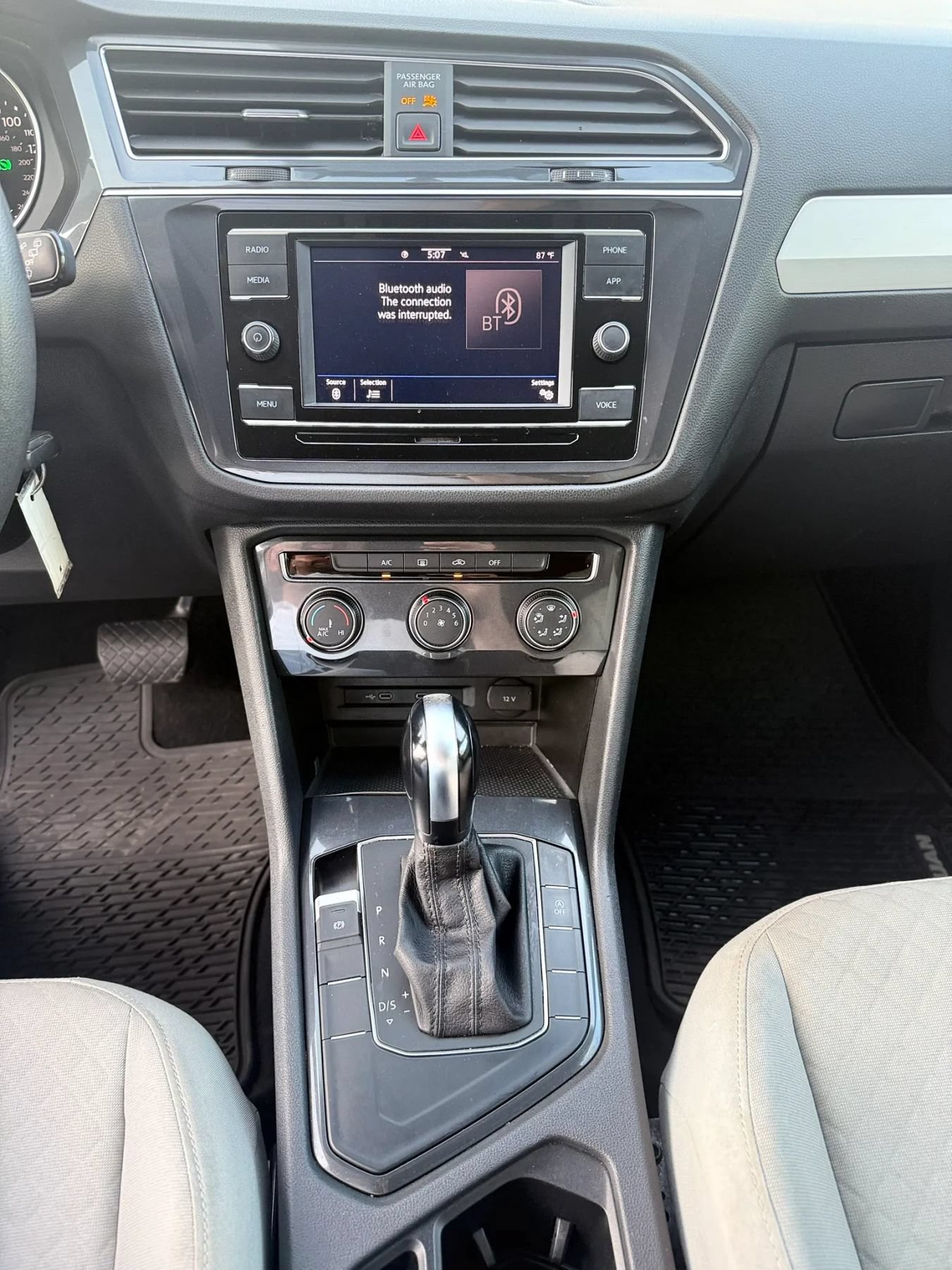 Used 2020 Volkswagen Tiguan S FWD image 19