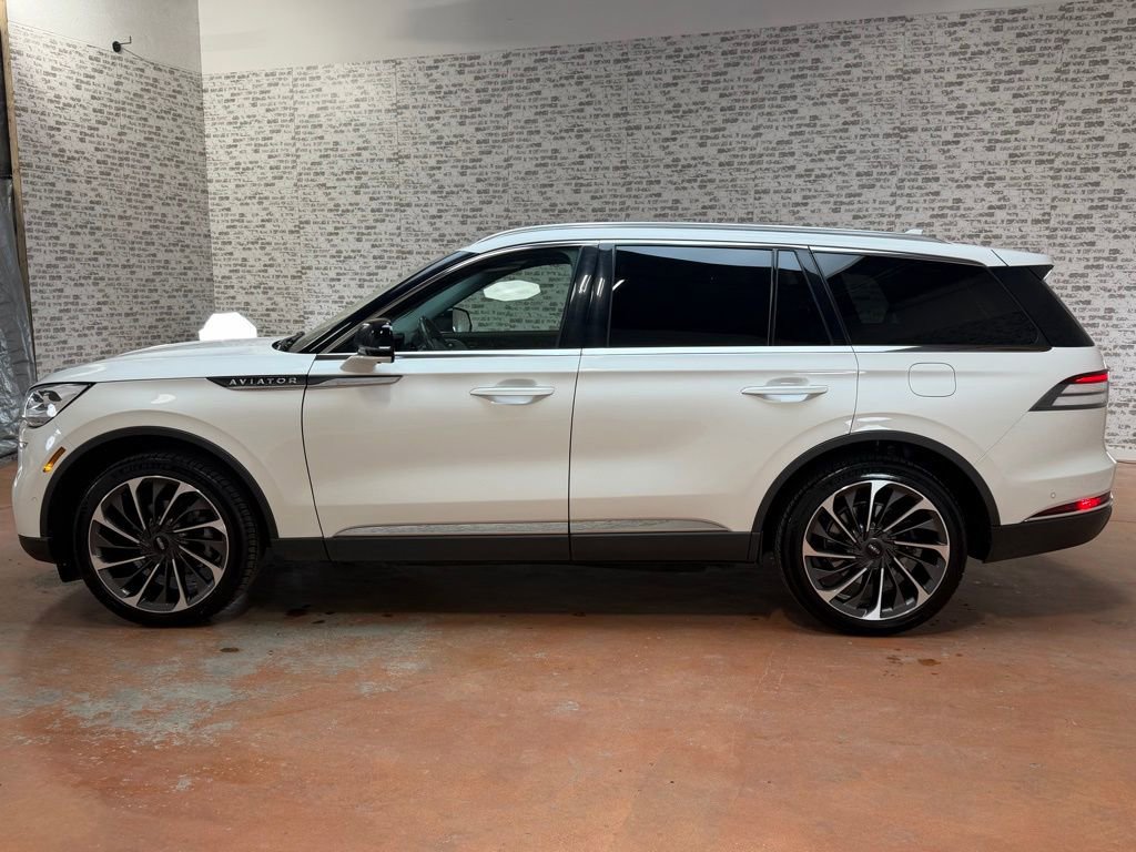 Used 2021 Lincoln Aviator Reserve w/ Equipment Group 201A image 4