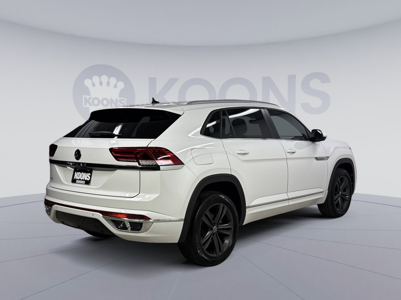 Used 2021 Volkswagen Atlas Cross Sport SE image 12