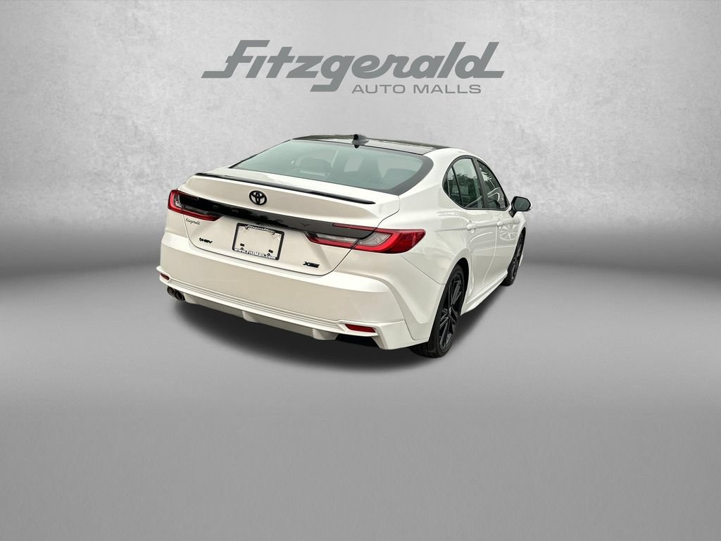 Used 2025 Toyota Camry XSE FWD image 15
