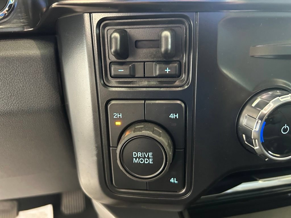 Used 2026 Ford F350 Lariat AWD/4WD image 54