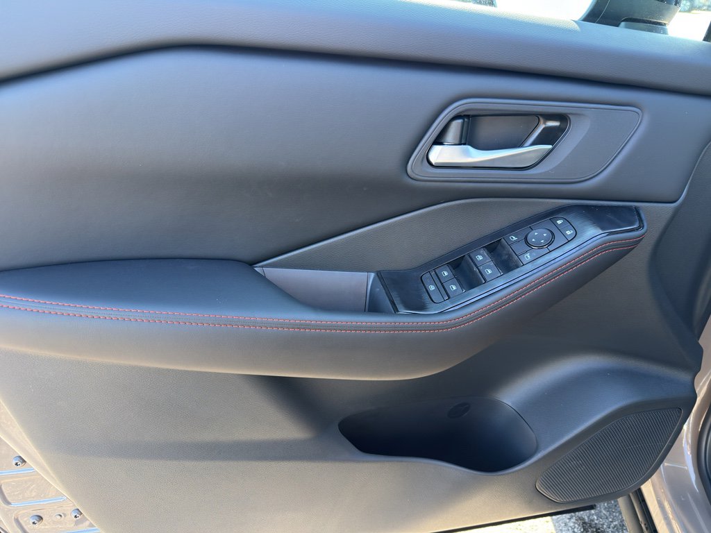 New 2026 Nissan Rogue SV image 13