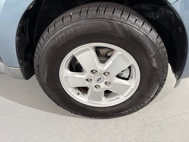 Used 2011 Ford Escape XLT w/ 201A Rapid Spec Order Code FWD image 14
