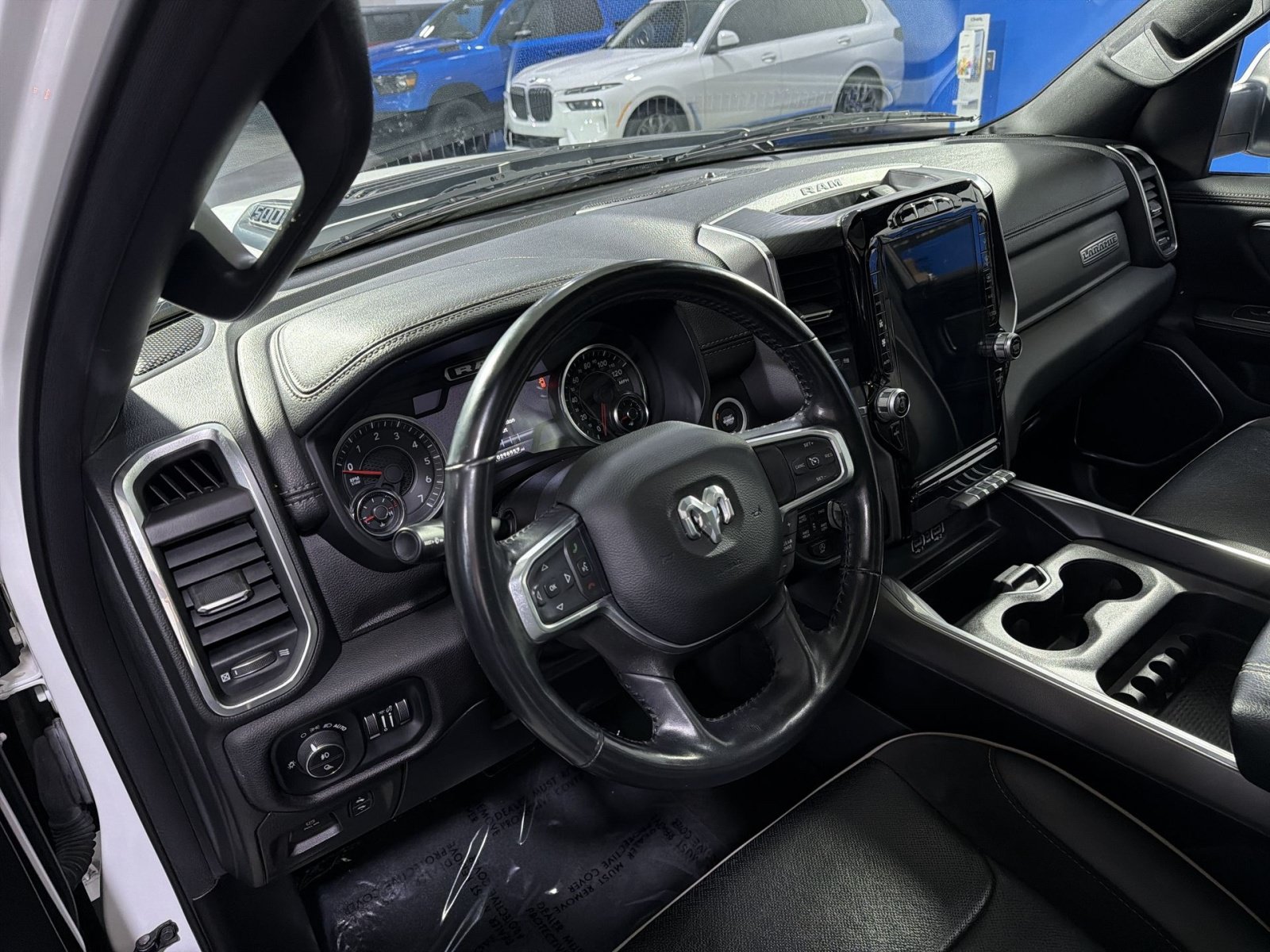 Used 2023 RAM 1500 Laramie AWD/4WD image 18
