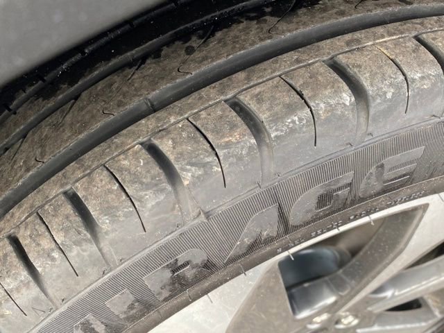 Used 2023 Ford Escape Platinum AWD/4WD image 23