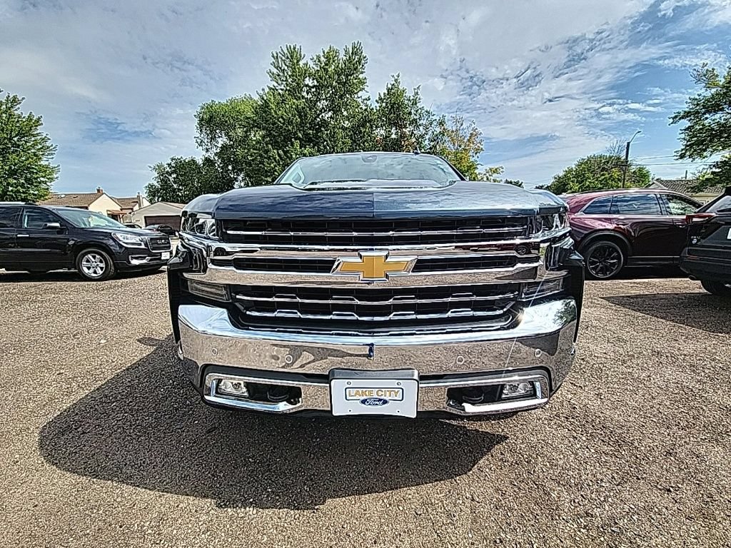 Used 2019 Chevrolet Silverado 1500 LTZ AWD/4WD image 32