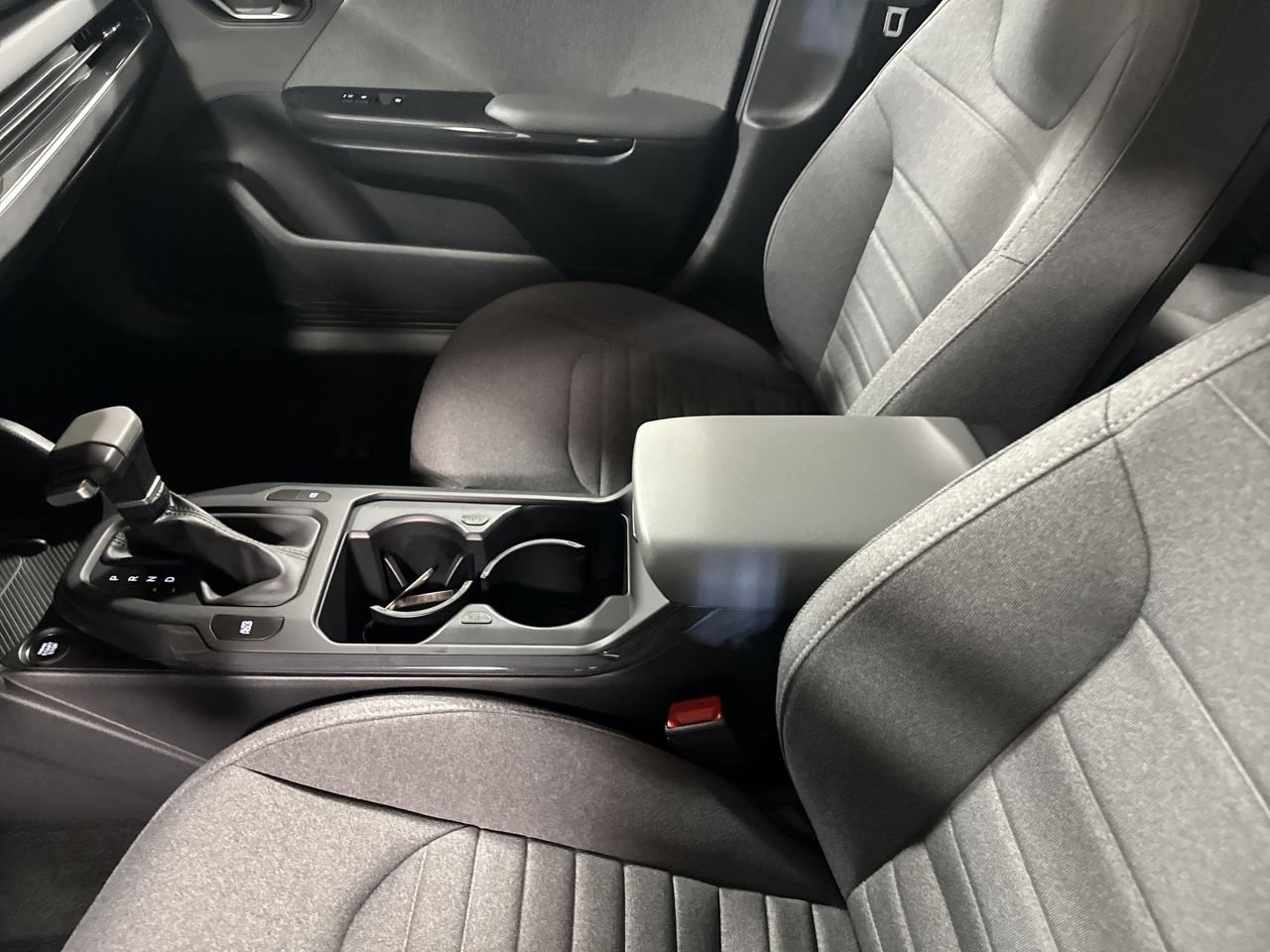 New 2025 Kia K4 EX image 24