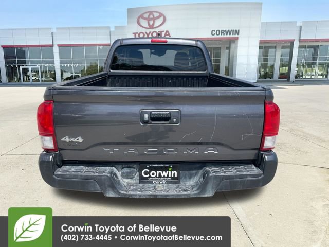 Used 2022 Toyota Tacoma SR AWD/4WD image 4