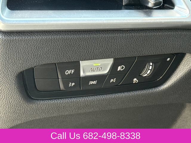 Used 2025 BMW 330i xDrive Sedan AWD/4WD image 24