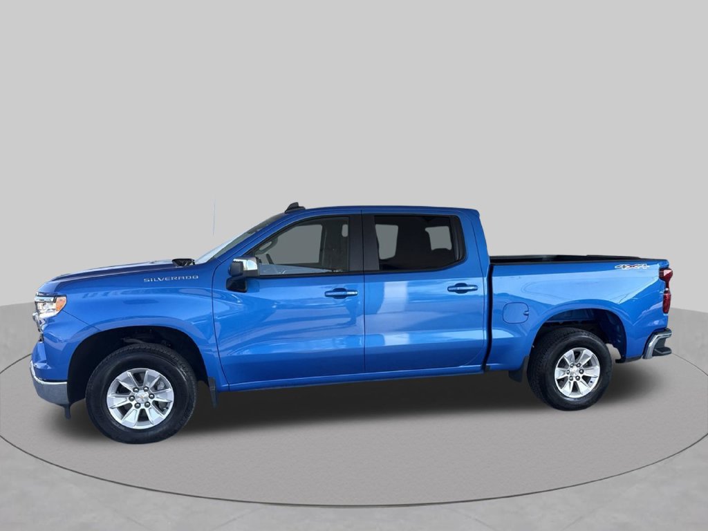 Used 2025 Chevrolet Silverado 1500 LT AWD/4WD image 3