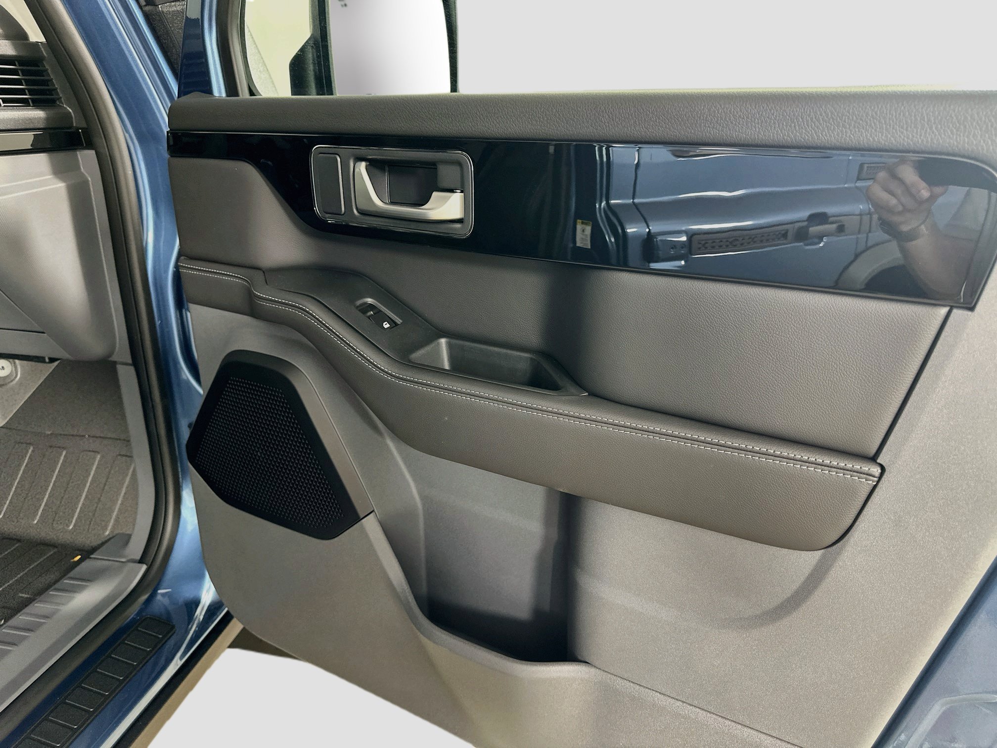 New 2026 INEOS Grenadier Station Wagon AWD/4WD image 49