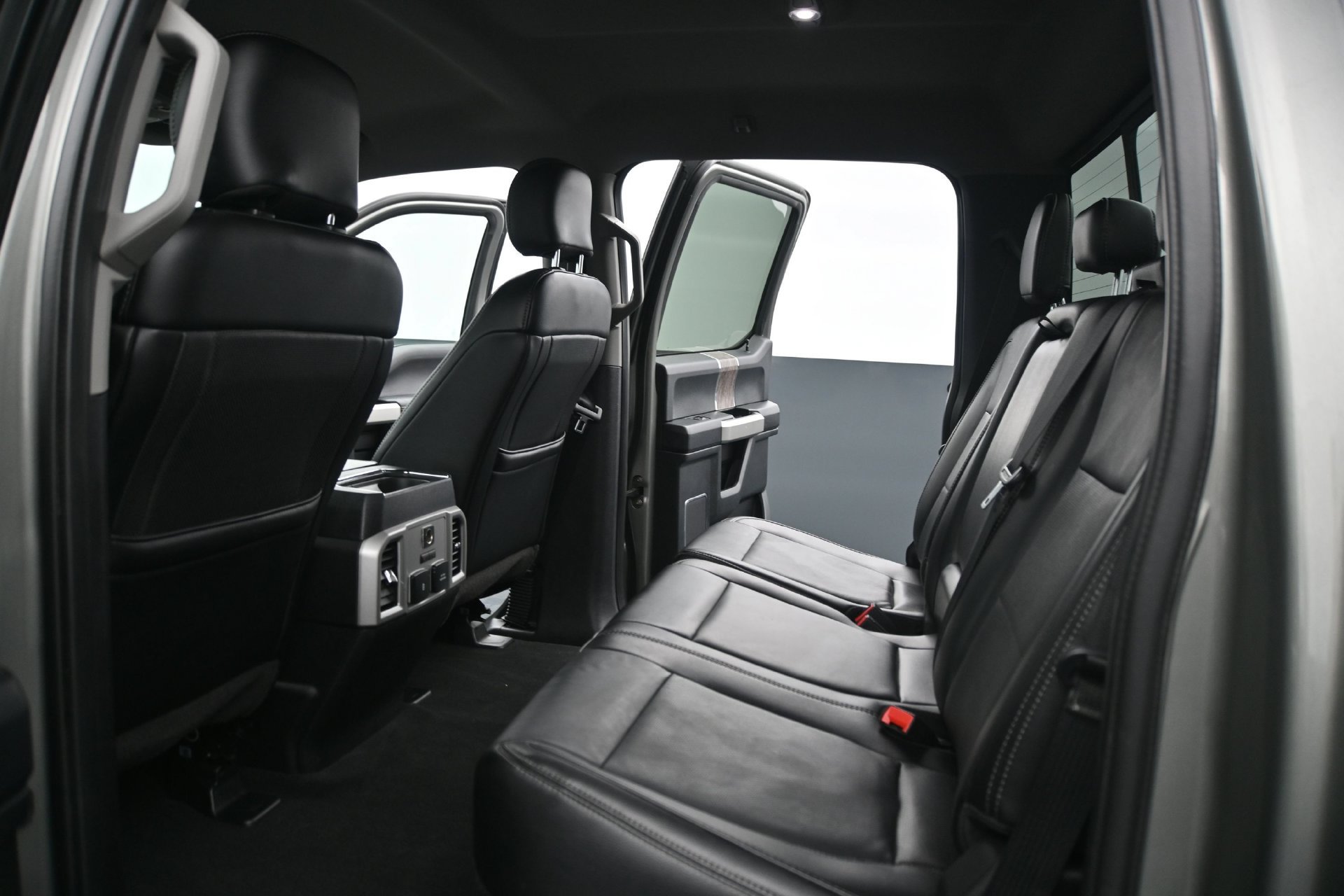 Used 2019 Ford F350 Lariat AWD/4WD image 15