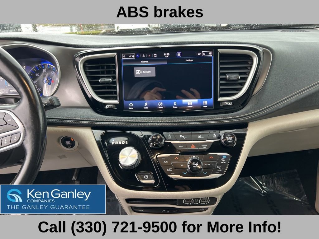 Used 2021 Chrysler Pacifica Touring-L w/ Uconnect Theater Family Group image 35