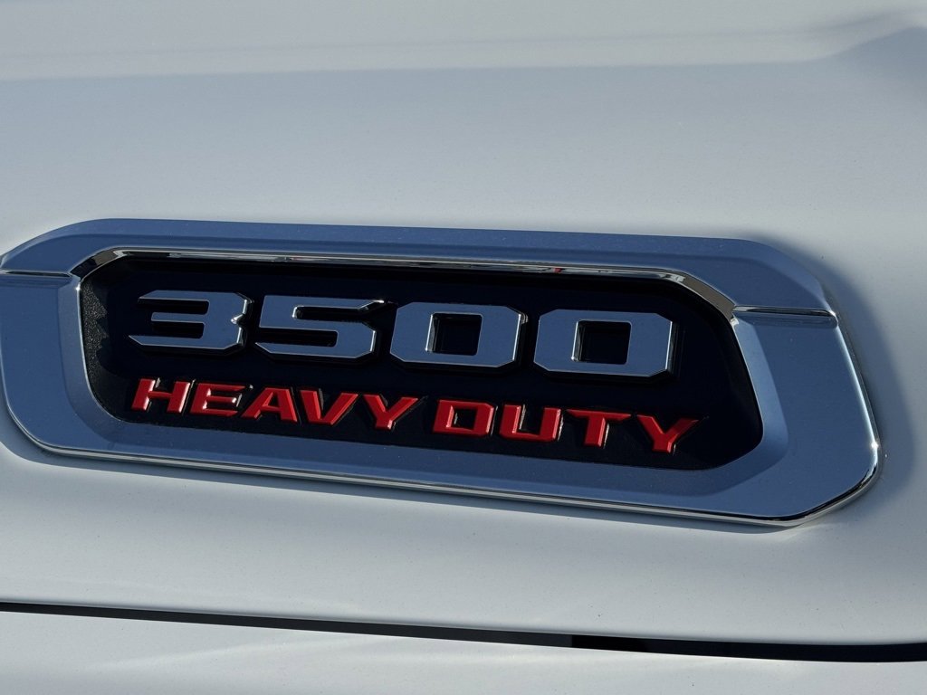 Used 2024 RAM 3500 Big Horn image 40