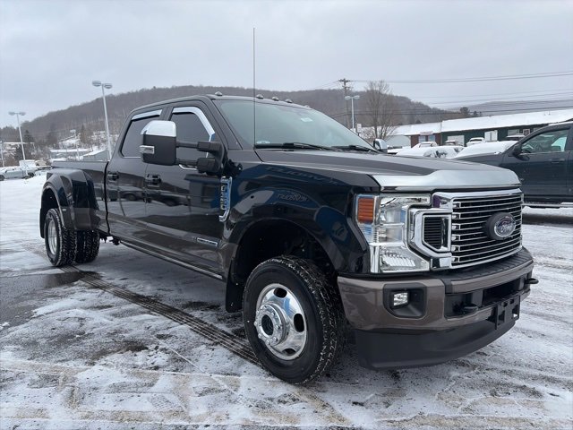 Used 2020 Ford F350 King Ranch w/ FX4 Off-Road Package image 3