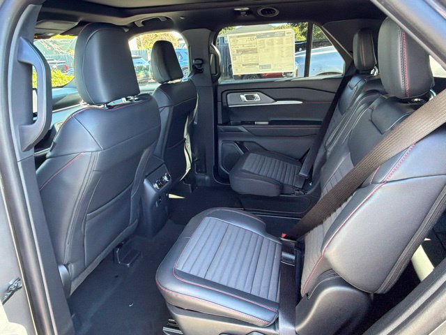 New 2027 Ford Explorer ST-Line w/ Premium Package AWD/4WD image 7