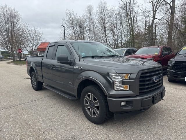Used 2017 Ford F150 XLT w/ Equipment Group 302A Luxury AWD/4WD image 3
