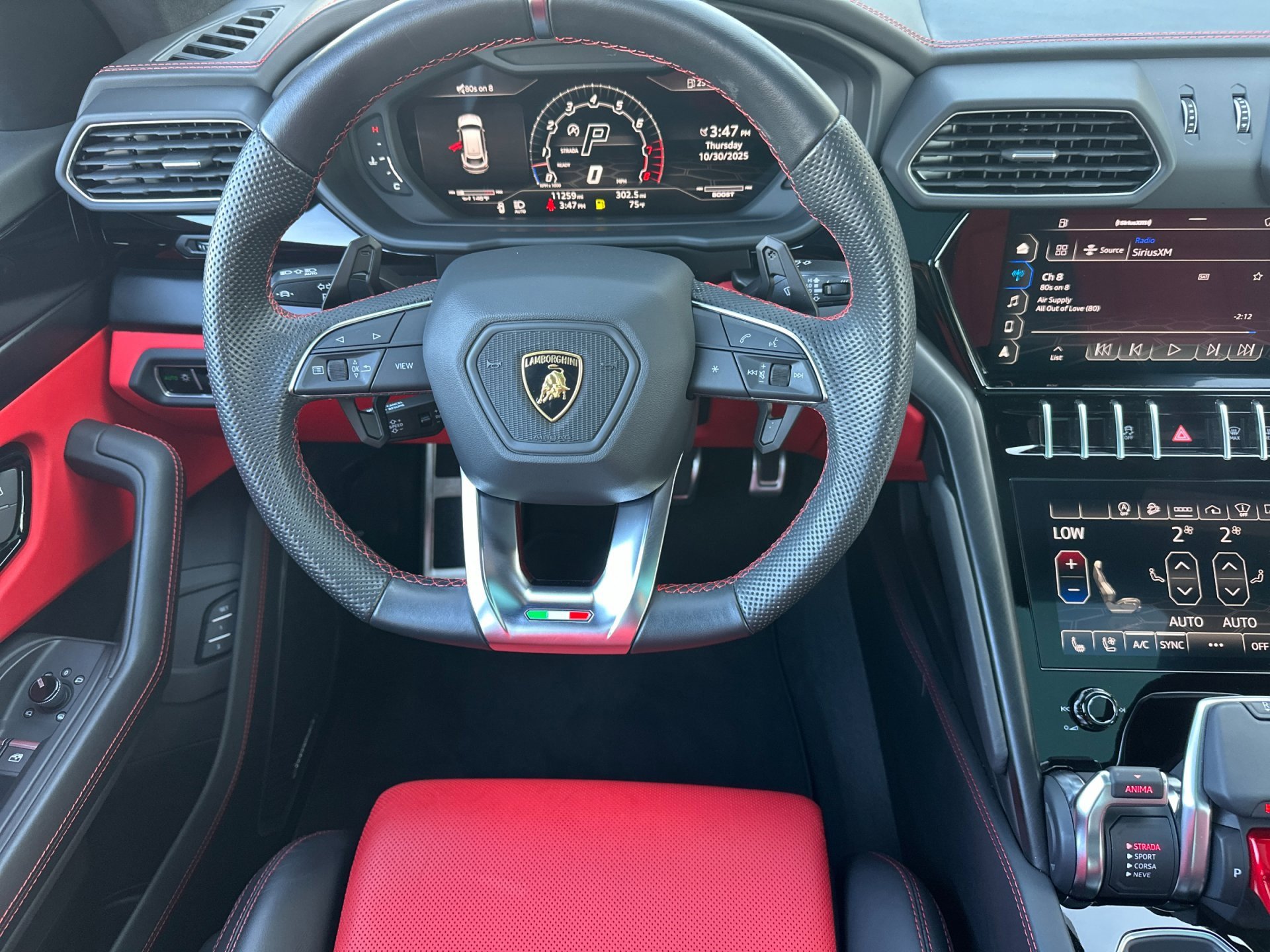 Used 2022 Lamborghini Urus image 17