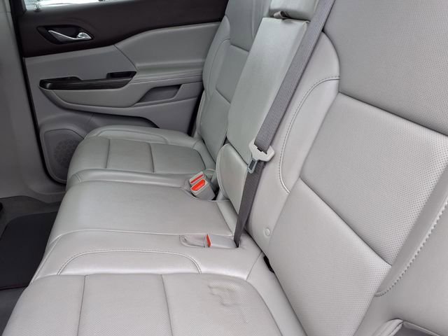 Used 2023 GMC Acadia SLT image 7