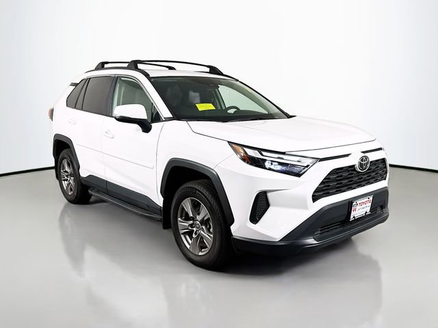 Used 2024 Toyota RAV4 XLE w/ Convenience Package image 8