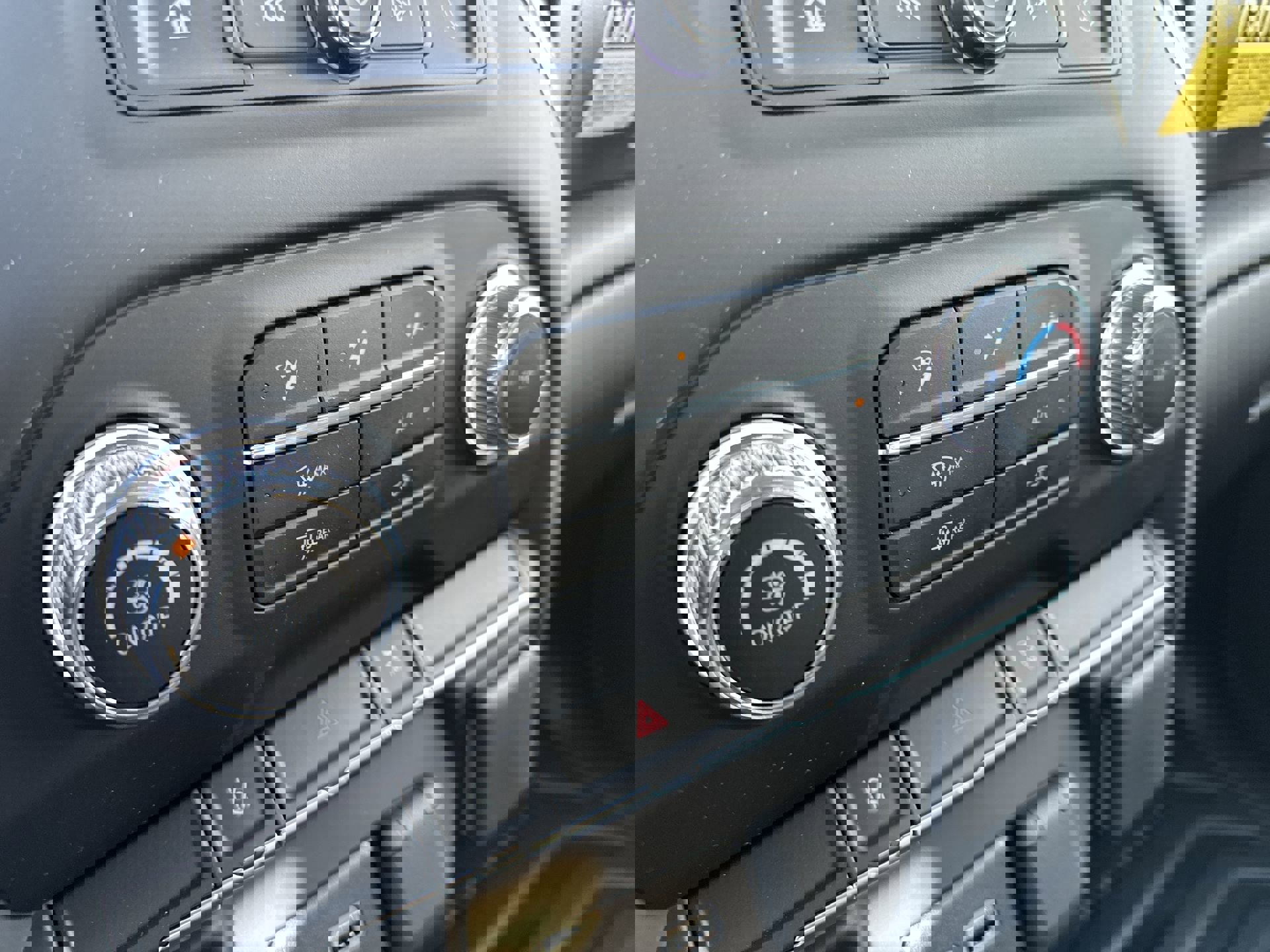 New 2026 GMC Sierra 3500 Pro w/ Convenience Package image 18