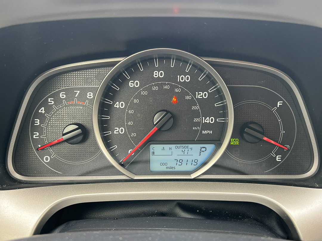 Used 2013 Toyota RAV4 LE image 14