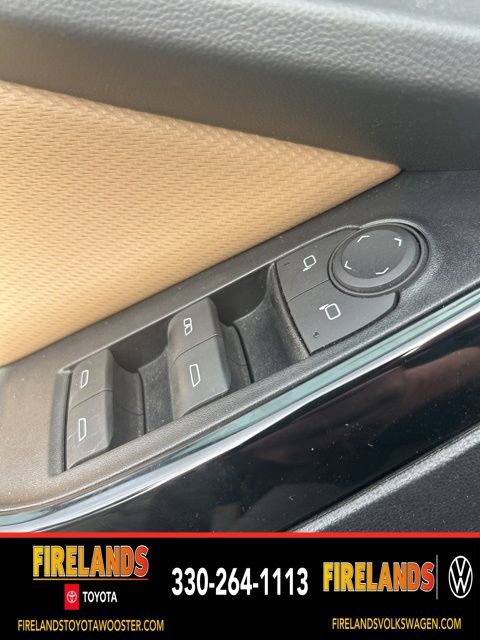 Used 2025 Chevrolet Equinox ACTIV w/ Safety and Technology Package image 15