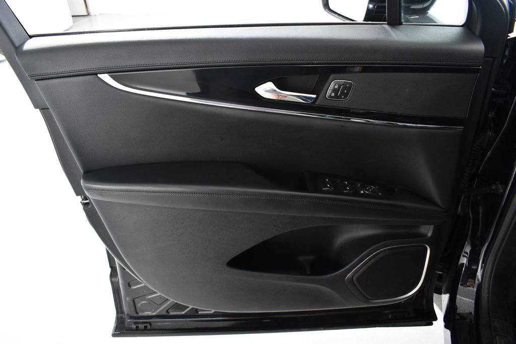 Used 2022 Lincoln Nautilus Reserve image 24