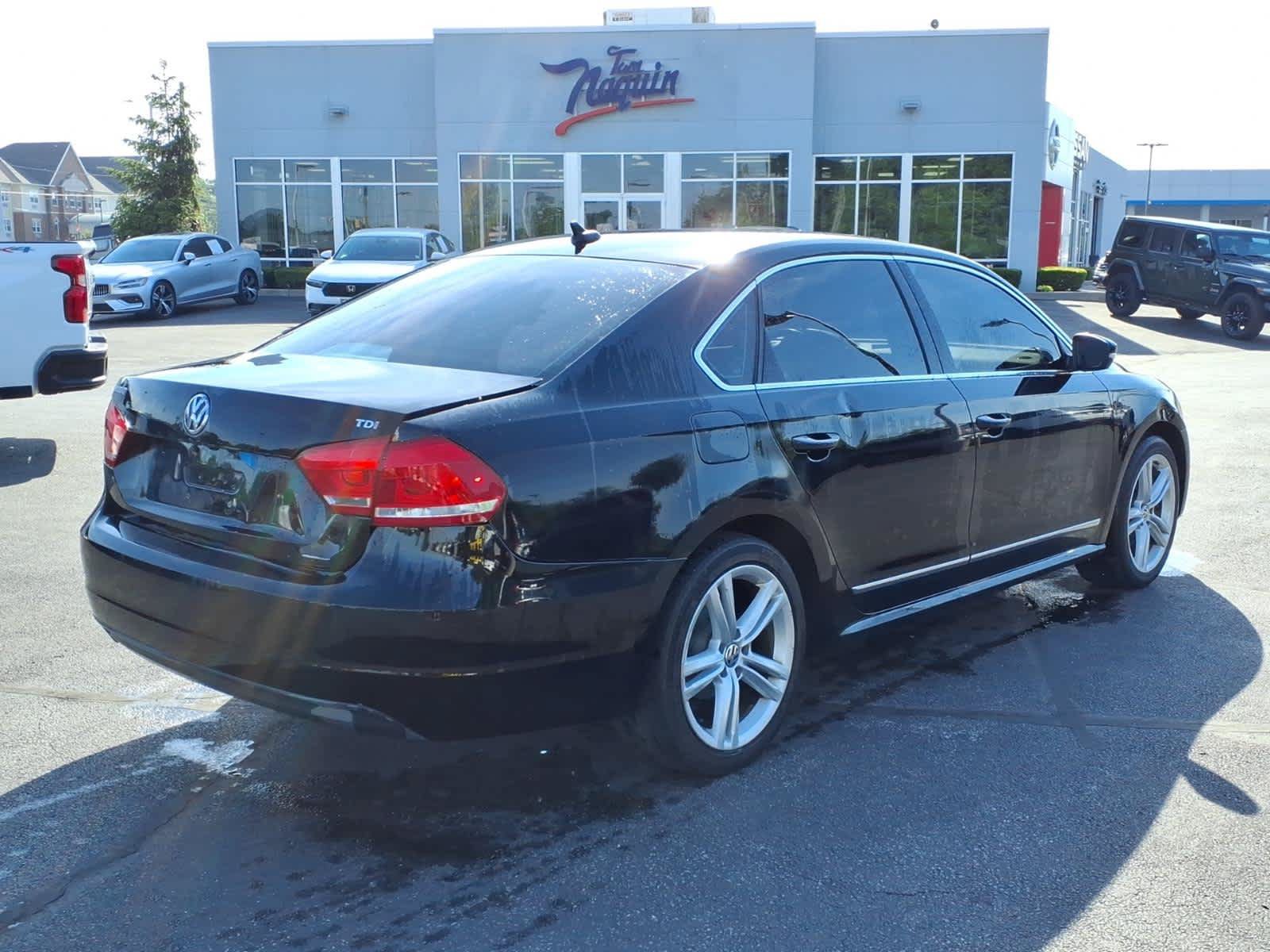 Used 2014 Volkswagen Passat TDI SE FWD image 7