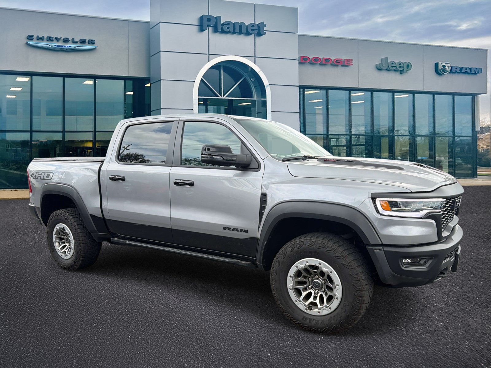 Used 2025 RAM 1500 RHO w/ RHO Level 1 Equipment Group AWD/4WD video 1