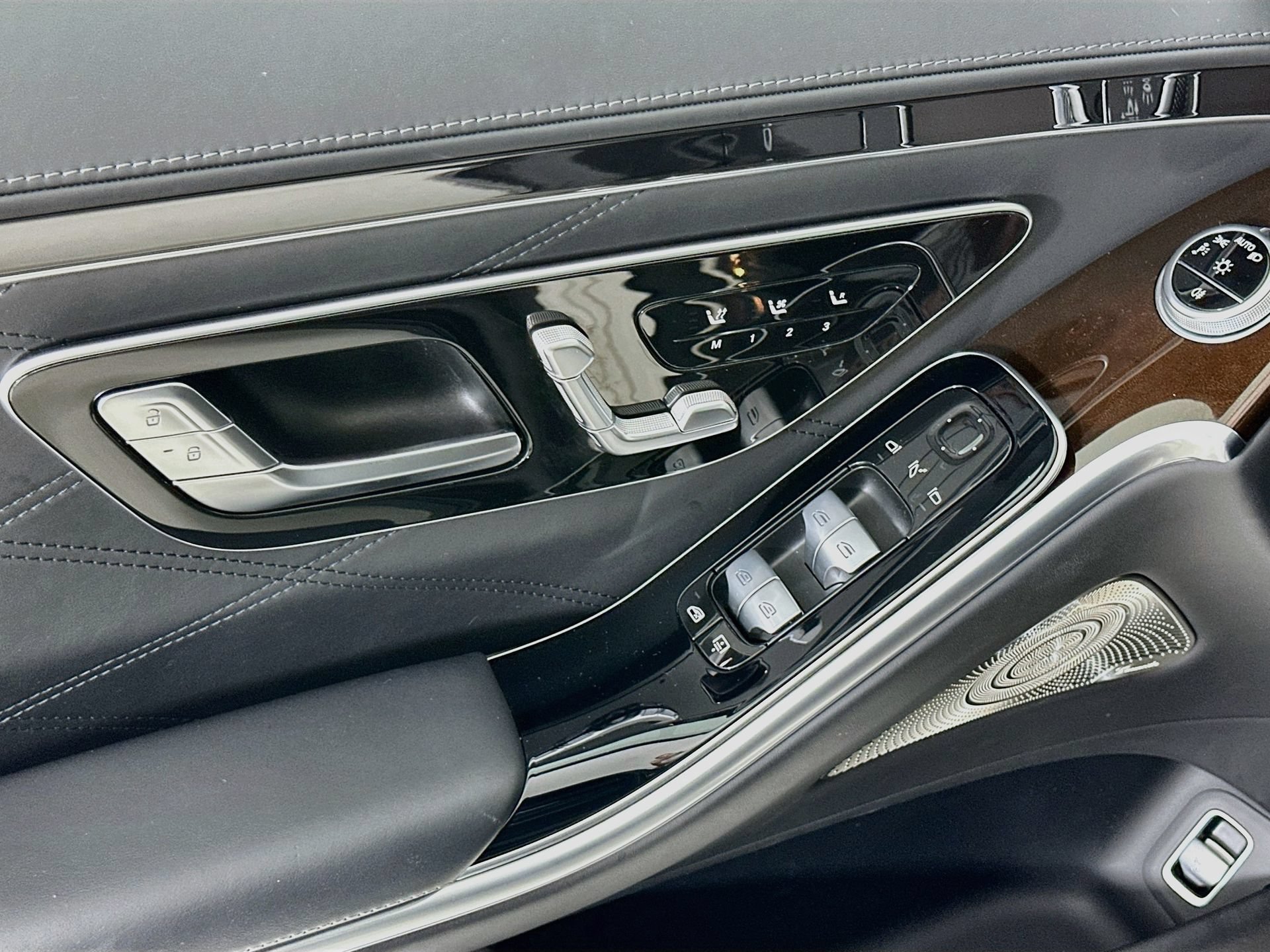 Used 2024 Mercedes-Benz Maybach S 680 4MATIC image 19