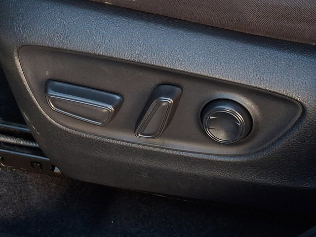 Used 2022 Toyota RAV4 XLE image 29