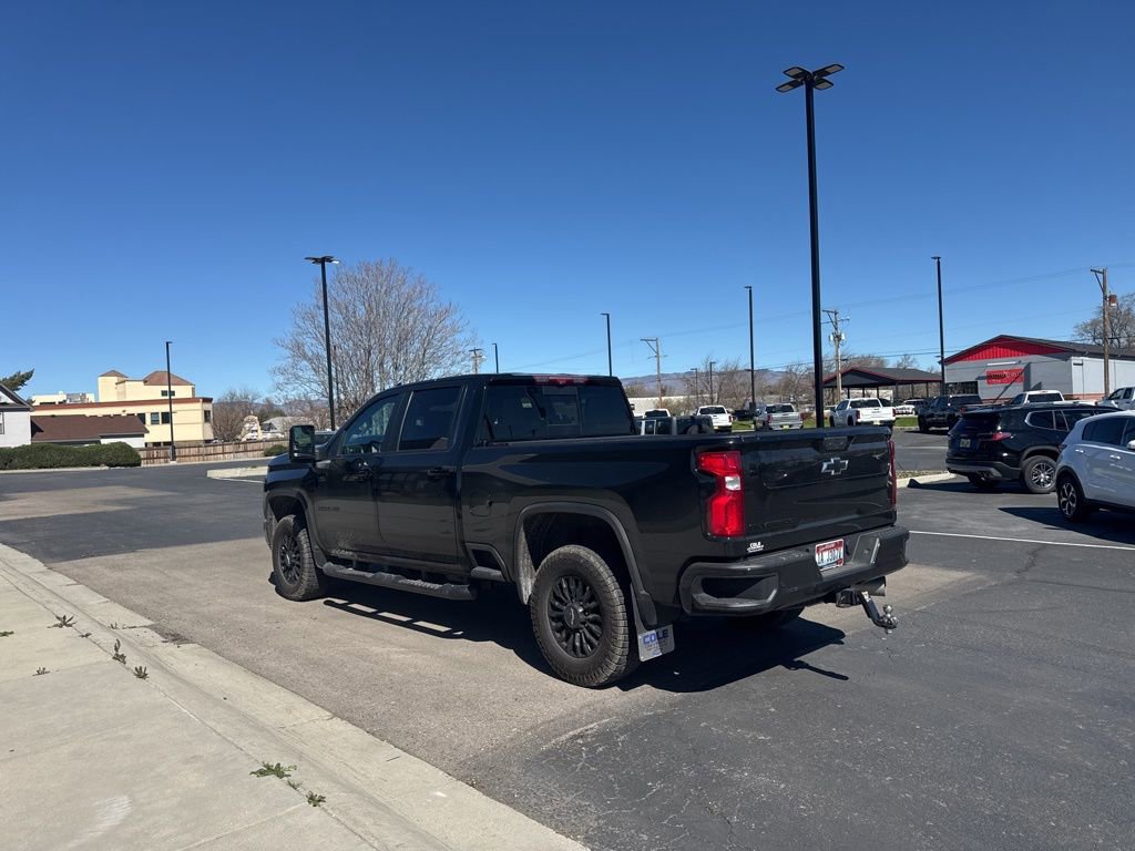 Used 2022 Chevrolet Silverado 2500 LTZ w/ LTZ Plus Package image 8