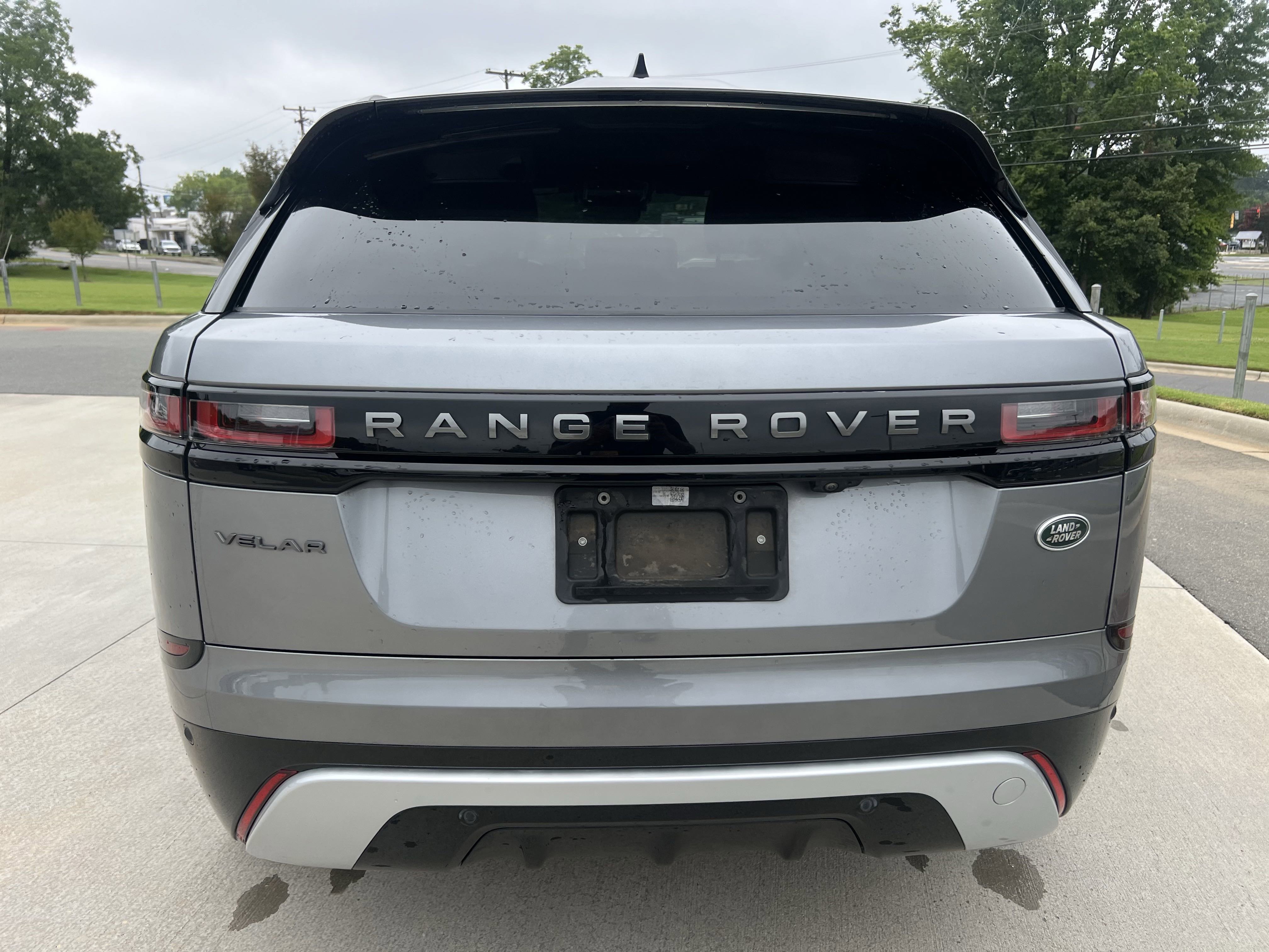 Certified 2023 Land Rover Range Rover Velar R-Dynamic S image 6